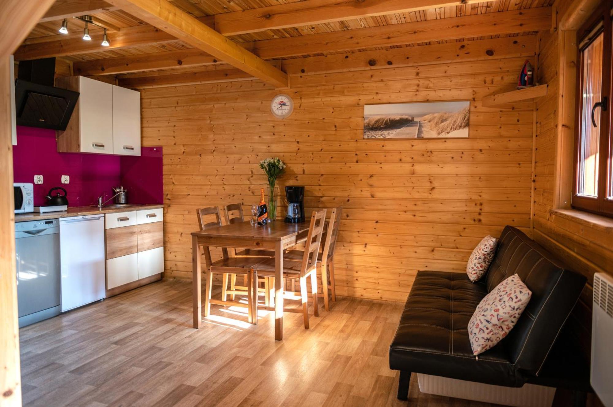 Morze Domkow Wellness & Spa Dziwnówek Exteriér fotografie